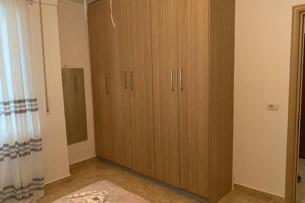 City Beach Apartment Sarande Ngoại thất bức ảnh