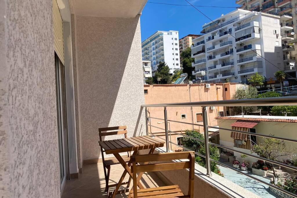 City Beach Apartment Sarande Ngoại thất bức ảnh