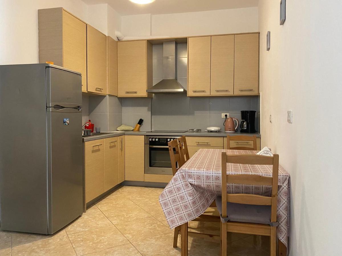 City Beach Apartment Sarande Ngoại thất bức ảnh